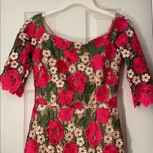 XSCAPE Floral MIDI LACE Dress👌🏾